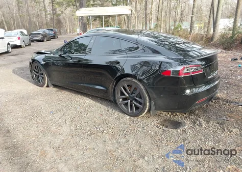 2021 Tesla Model S Plaid Tri Motor All-Wheel Drive z USA, uszkodzony, nr VIN 5YJSA1E6XMF431817